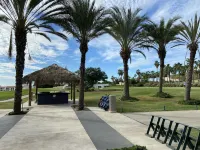 LUXURIOUS GOLF VILLA IN HOTEL ZONE- WALK TO BEACH/DOWNTOWN/RESORTS