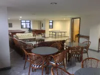 400 meters from Praia do Forte, 2 bedroom apartment, 1 suite, Netflix and W-FI*