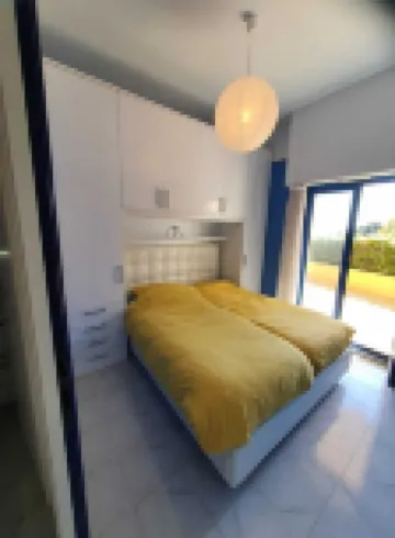 Waterfront apartment