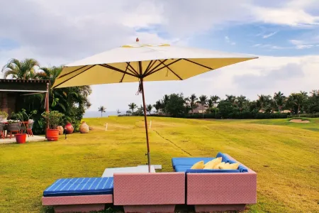 It is a private villa with beautiful views,comfortable,a quiet place to vacation Отели рядом с достопримечательностью «Playa punta mita»