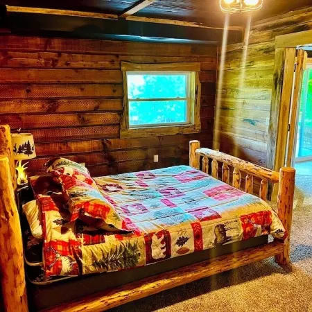 Black Bear A-Frame Waterfront Log Cabin with Hot Tub Jacuzzi