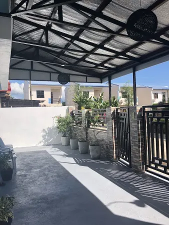 3 bedroom, 3 baths house in a secured subdivision Отели в г. Пуэрто-Принсеса