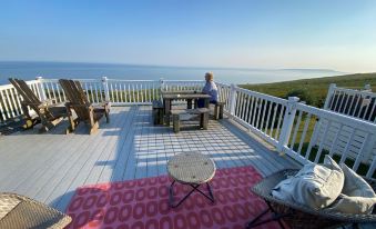 Seaview,Sleeps 4to6,Pet Friendly, Parking