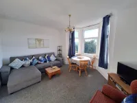 Summerhill Apartments - Pet-friendly