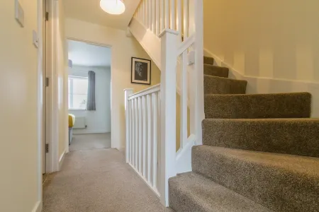 Groups Family 3Br House Emperor Отели рядом с достопримечательностью «Longthorpe Tower»