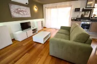 LUXURY APARTMENT - T1 pool view - PRAIA DA LUZ