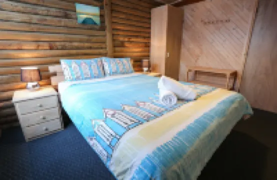 Lazy Acre Log Cabins