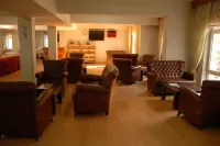 Otel Akkoc Hotels in Kirac