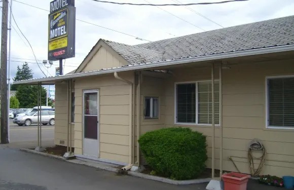 卡思卡德市中心汽車旅館