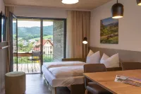 Goldener Adler Oberried - Hotel & Appartements Hotels in Kirchzarten