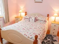 Ellen's Cottage Hotels near The Corner House