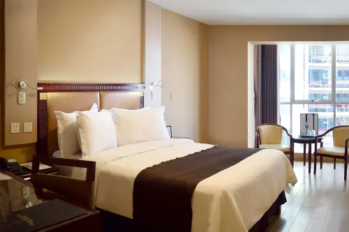 Gran Mundo Hotel & Suites - 3 ดาว