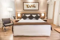 Summit Hotel Monaco Hotels in Guarulhos