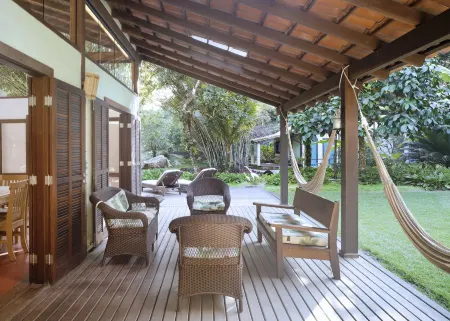 O Sitio Ilha Grande Отели рядом с достопримечательностью «Лопес Мендес Бич»