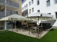 Hotel Und Cafe Paso Hotels in Petershausen