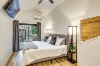 Fire Pits and Gazebo Lakefront Escape in Terry! - bar
