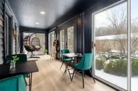 Launchpoint Lodge - Parkering