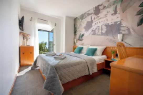 Newly Renovated Hotel Kastil