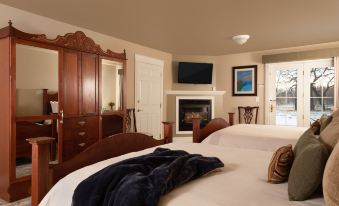 The Oakwood Inn