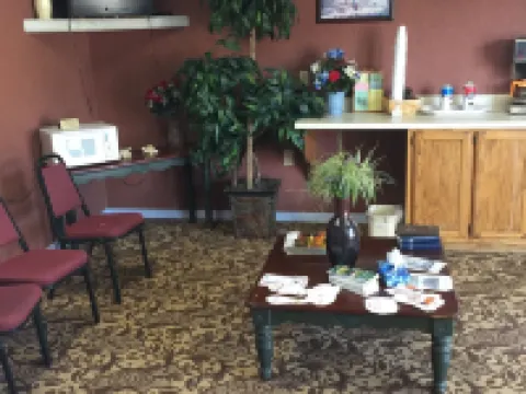 萊辛頓酒店 亨德森縣酒店