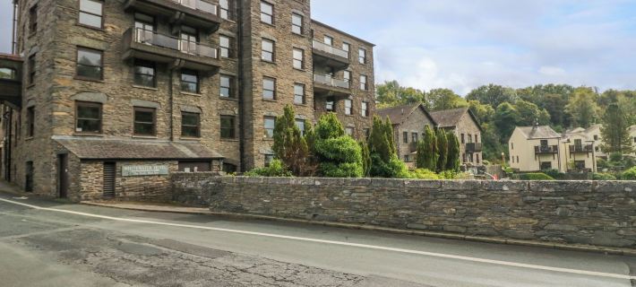 Inglenook Hotels in Ulverston