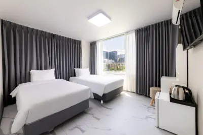 엠제이 호텔 종로 런닝맨 인사동점 주변 호텔