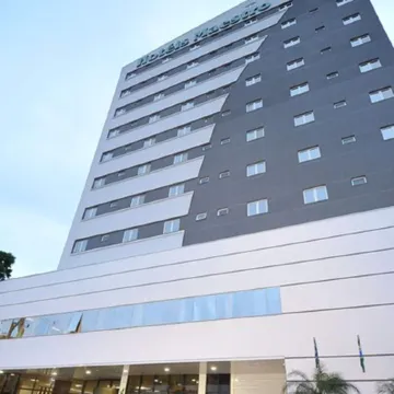 Hotel Maestro Premium Cascavel