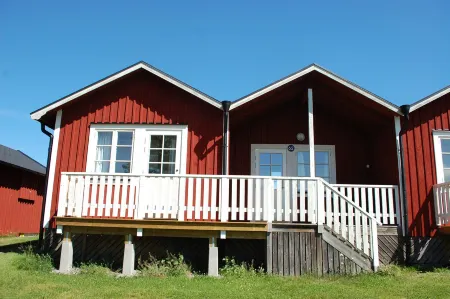 Allégården Kastlösa Stugor Отели рядом с достопримечательностью «JAGS Museum»