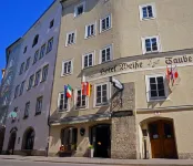 Altstadthotel Weisse Taube Hotel in zona Nonnberg Convent