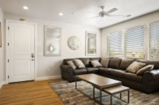 Latitude Adjustment Townhouse Hotels in Washington