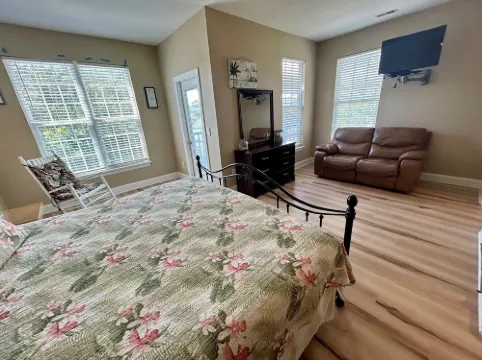 Blue Dolphin 6 Bedroom Home by RedAwning