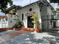 Aguacatala Hotel Boutique - parking