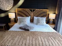Pelican Sands Scamander Hotel a St Helens