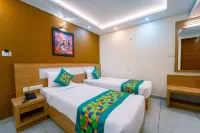 Treebo Sree Varshavilas Regency, 2 Mins from Guruvayoor Temple