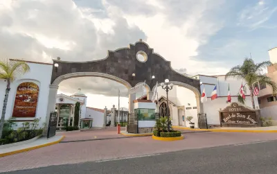 Hotel Real de San Jose Отели в г. 