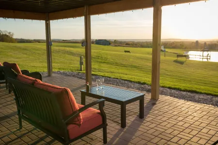 Lefevre Inn and Resort