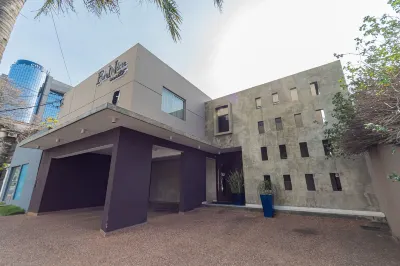 Faro Norte Suites Hotel di 