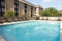 Drury Inn & Suites Austin North - Uima-altaat