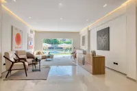 Seven Stays Zayed Hotels in Sheikh Zayed City