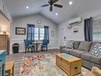 Downtown Ocean Springs Retreat 1 Mi to Beach! Hotels in Ocean Springs
