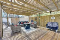 Game Room & Private Pool: Home in Hot Springs! - Country Houses