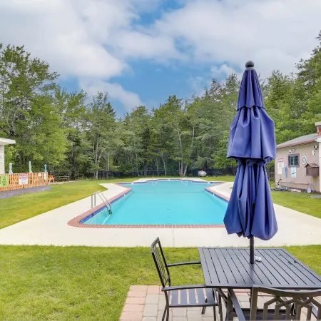Private Beach! Luxe Lake House in Pocono Mtns