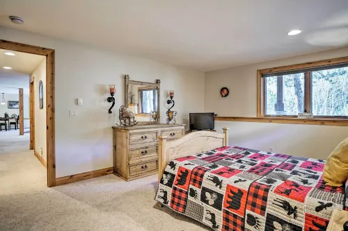Fall River Hideaway in Estes - 3 Mi to Natl Park! - Spa