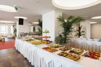 HR Resort - Desayuno