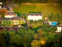 Logis Hôtel Au Clos Paillé Hotels in Yzeures-sur-Creuse