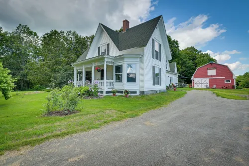 Springvale Farm Freedom Home with Hiking Trail! - 3-Star