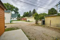Quaint Cody Cottage w/ Grill: Walk to Downtown! - Tiny Houses