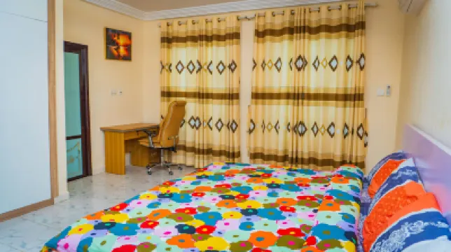 Premium Six-Bedroom Villa at East Legon Near Accra Airport Hotels in 