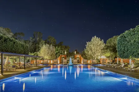 Fiesta Americana Hacienda Galindo Resort & Spa Отели рядом с достопримечательностью «La Palapa»