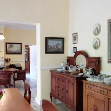 Saxe-Coburg Lodge